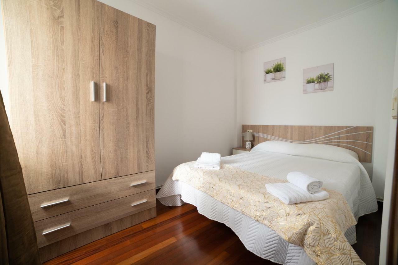 Apartamentos Enteros O Lagar Мелиде Экстерьер фото